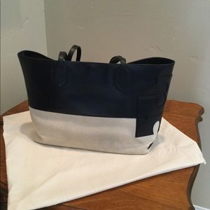 COPY - Tory Burch tote